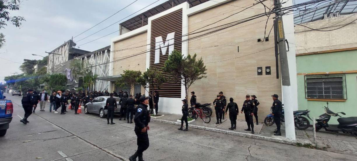 Una hondureña que era víctima de explotación sexual fue rescatada por la Policía de Guatemala luego de varios allanamientos.