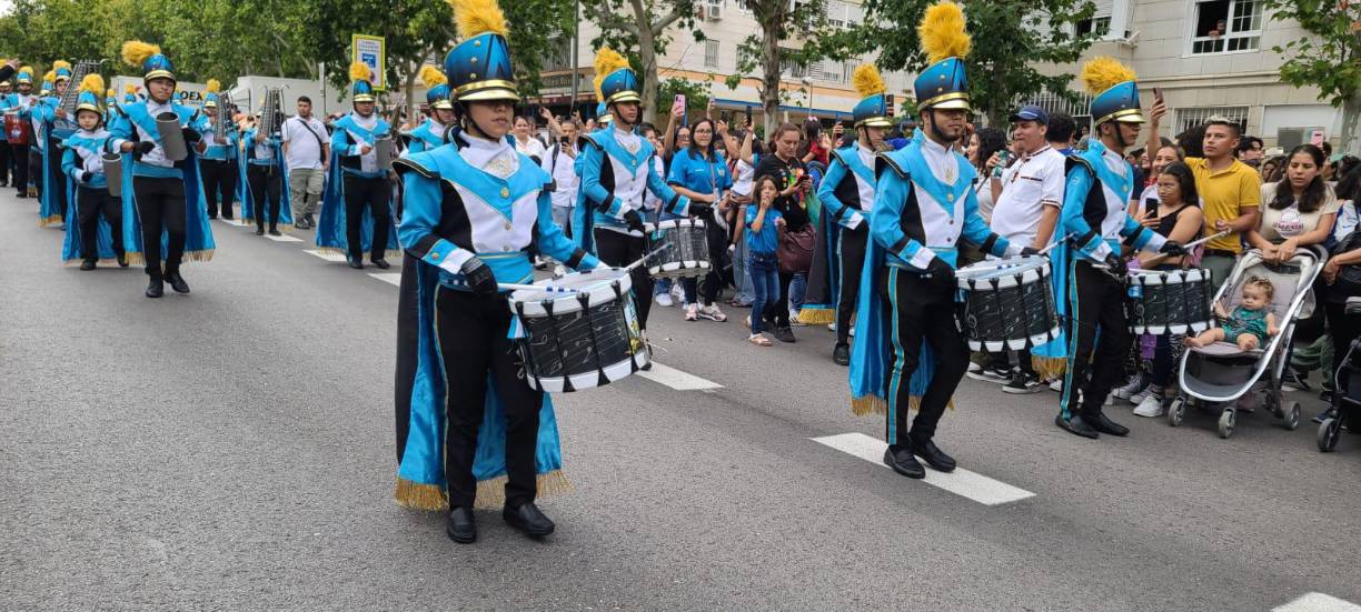 Cabe mencionar que los estudiantes del instituto JTR no solo cautivaron en Madrid, también lo hicieron en Valencia y Barcelona, ciudades de España.