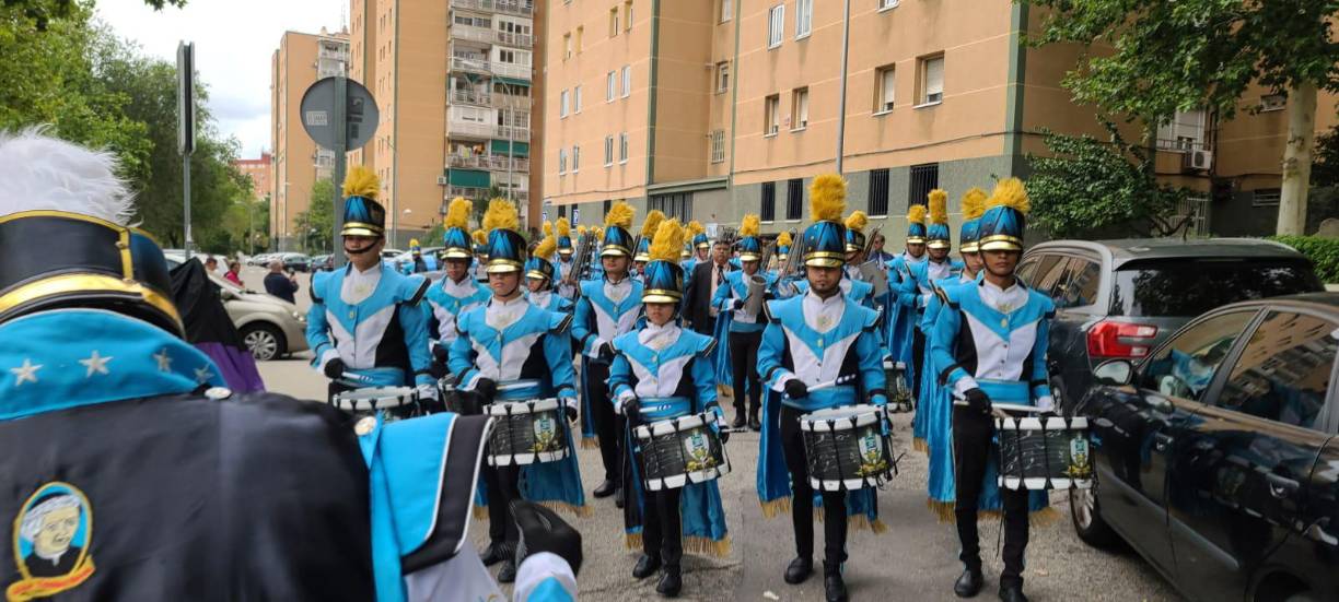 La popular Banda del JTR logró reunir a más de cinco mil personas en el Polideportivo de San Blas en Madrid, España, para verlos tocar y ser espectadores del civismo hondureño.