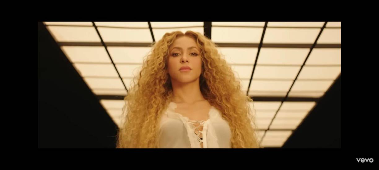 Se especula que la venganza de Shakira contra su expareja Gerard Piqué y sus padres, no ha terminado aún, ya que en su nueva canción la colombiana menciona a su exsuegro. Y todo en homenaje a su niñera.