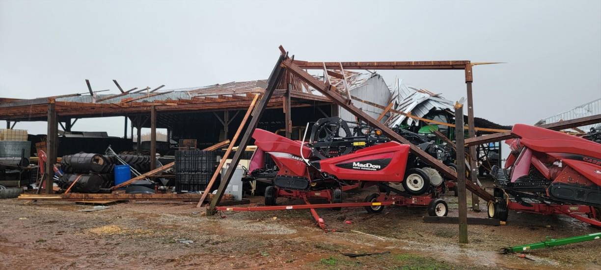 Tornados dejan por lo menos dos muertos en el sureste de EEUU