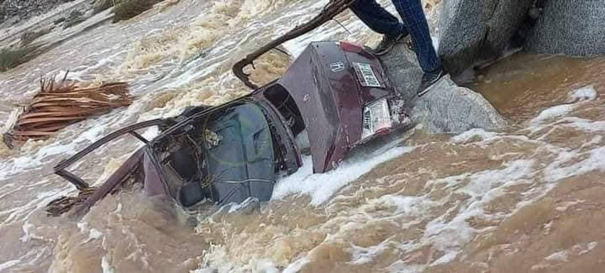 El último viaje de la mujer ocurrió en la ciudad de Santa Rosalía, cuando su vehículo fue arrastrado por la corriente, y desde entonces se encontraba desaparecida. Sin embargo, su automóvil fue localizado con importantes daños causados por la fuerza del agua en el municipio de San Quintín.