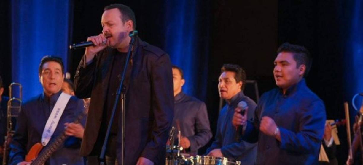 Pepe Aguilar <br/>Ni contigo ni sin ti- 2018<br/>Amigos Nada Más- 2016<br/><br/>Aguilar colaboró ya en dos disco de Los Ángeles Azules: Esto sí es Cumbia (Ni contigo ni sin ti) y De Plaza En Plaza. Cumbia Sinfónica (Amigos Nada Más)<br/>