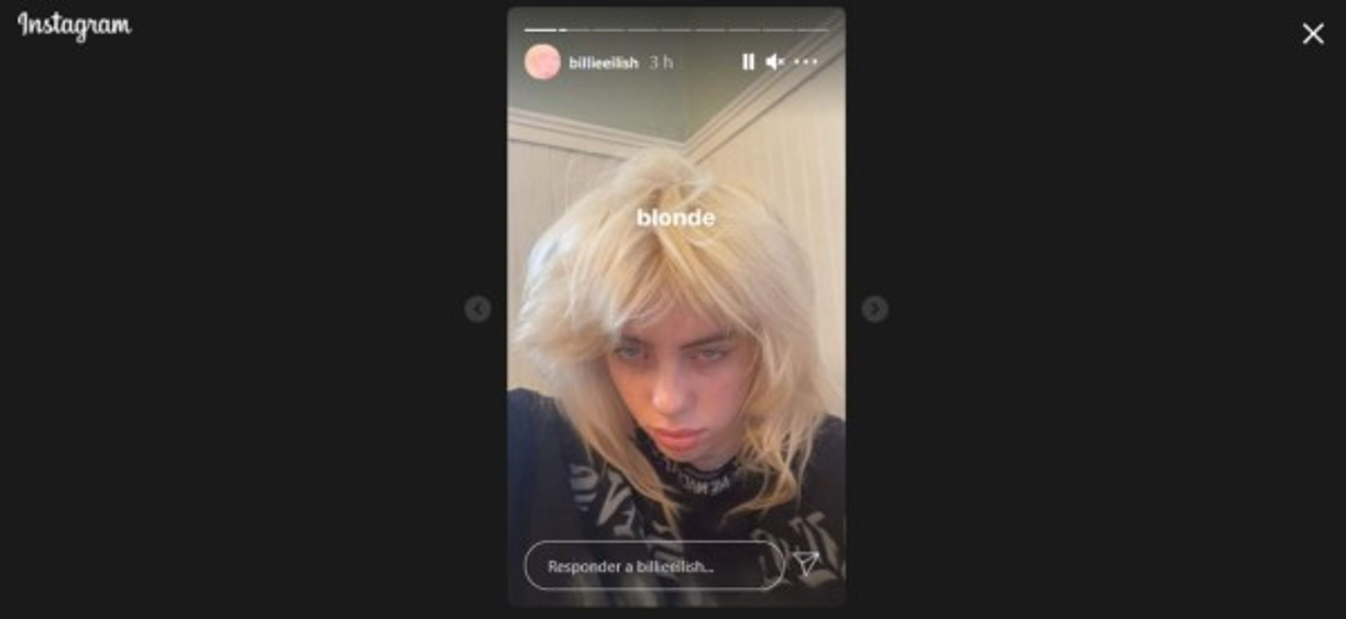 En una de sus stories Eilish apareció con su nuevo look. 'Blonde', escribió la joven.