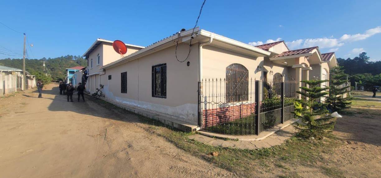 Aseguran 47 bienes ilícitos de tres hondureños extraditables