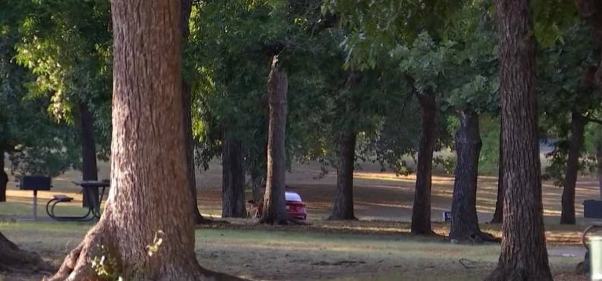 Ángela Estrada, tía de Peña, dijo que “estamos mal por la noticia de cómo fue y toda la injusticia que pasó. Queremos que esa gente pague”. Agregó que los “que lo asesinaron que paguen con la pena más grande. Estuvo muy mal lo que hicieron y cómo fue”.