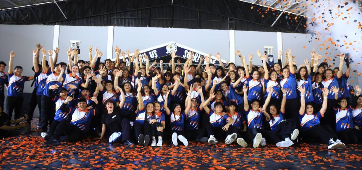 FOTOS: Una alegre bienvenida para los seniors 2025 de la Happy Days &amp; Freedom