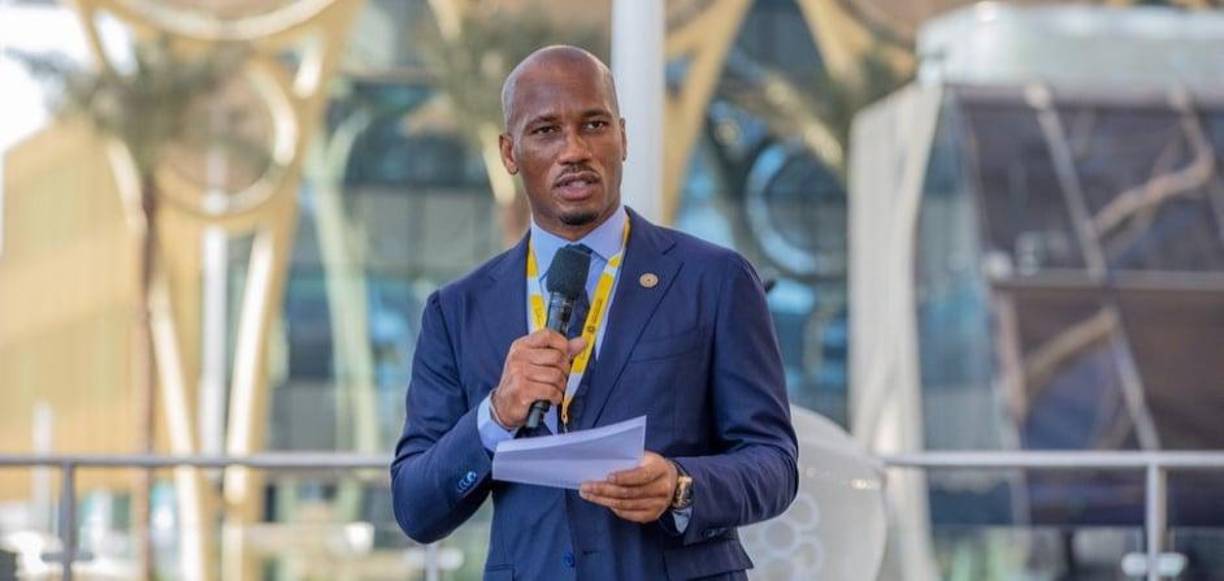 Didier Drogba fue uno de los mejores futbolistas africanos de la historia, destacándose sobre todo en Chelsea de Inglaterra y en la Selección de Costa de MarfiL.