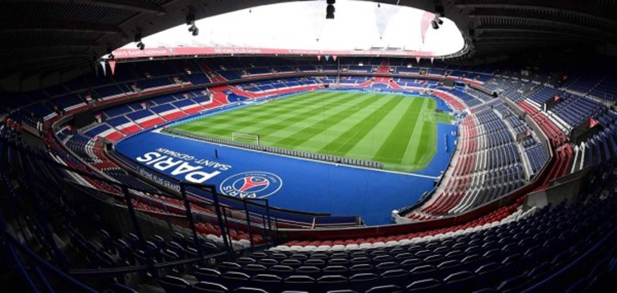 El París Saint Germain es el favorito para intentar fichar a Cristiano Ronaldo en el 2021. El cuadro francés lo ve como recambio perfecto si en un caso se le marcha Mbappé.