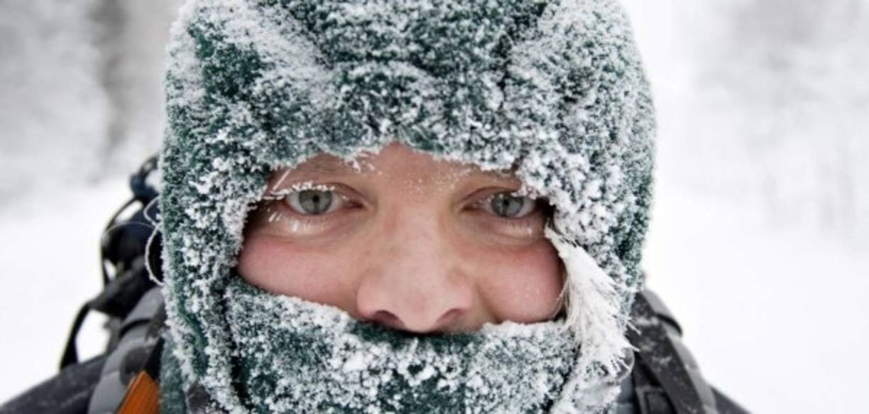 Los científicos consideran que las corrientes de aire ártico que habitualmente circundan el Polo Norte se debilitaron y se movilizan hacia el norte o el sur debido al calentamiento global./Twitter NOAA.