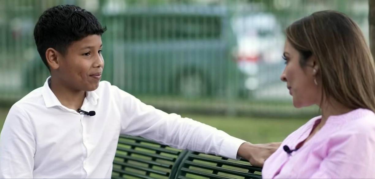 Ahora Snyder tiene 11 años y está en sexto grado y contó parte de la adaptación en Estados Unidos.