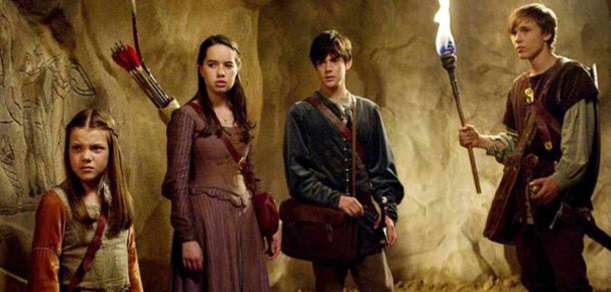 'Las Crónicas de Narnia', es una serie de películas de fantasía de Walt Disney Pictures, Walden Media y también de 20th Century Fox.