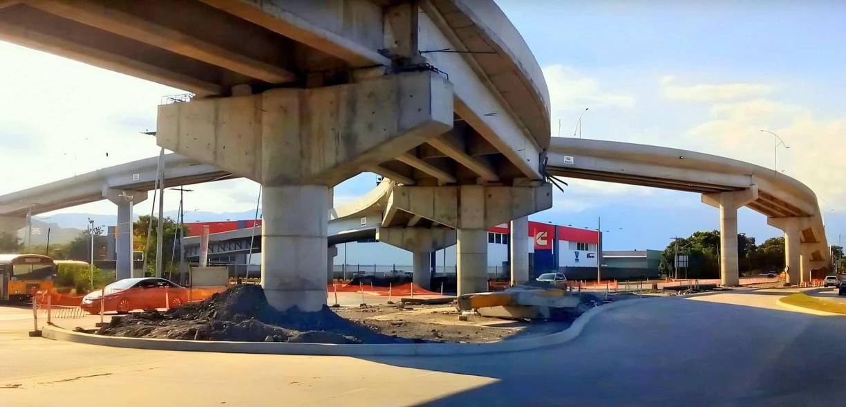 La obra inició el 1 de junio de 2021, y la misma ha generado muchos empleos directos en indirectos en la zona.En todos estos proyectos se han generado más de 2,000 empleos directos e indirectos.