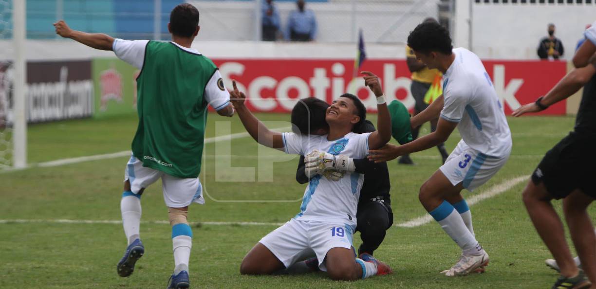 Anderson Villagrán fue la figura anotando el gol del empate y el penal decisivo