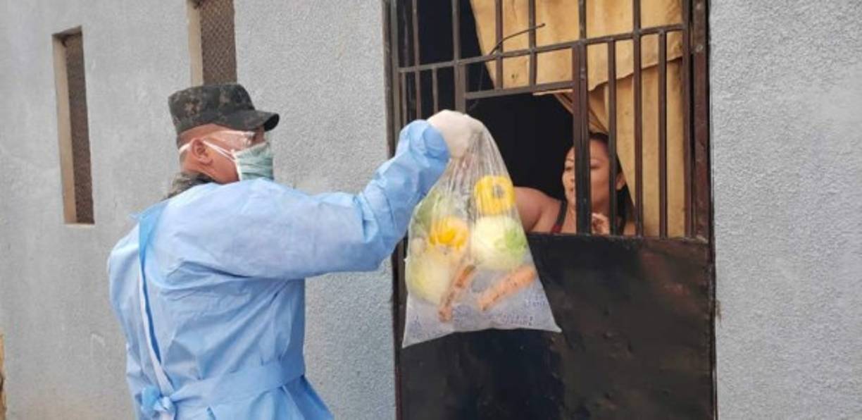 Los pobladores de la colonia Lincoln de la capital, cumplen el quinto día en cuarentena ordenada por las autoridades del Sistema Nacional de Gestión de Riesgos (Sinager), por considerarla una foco potencial de contaminación del coronavirus. <br/>