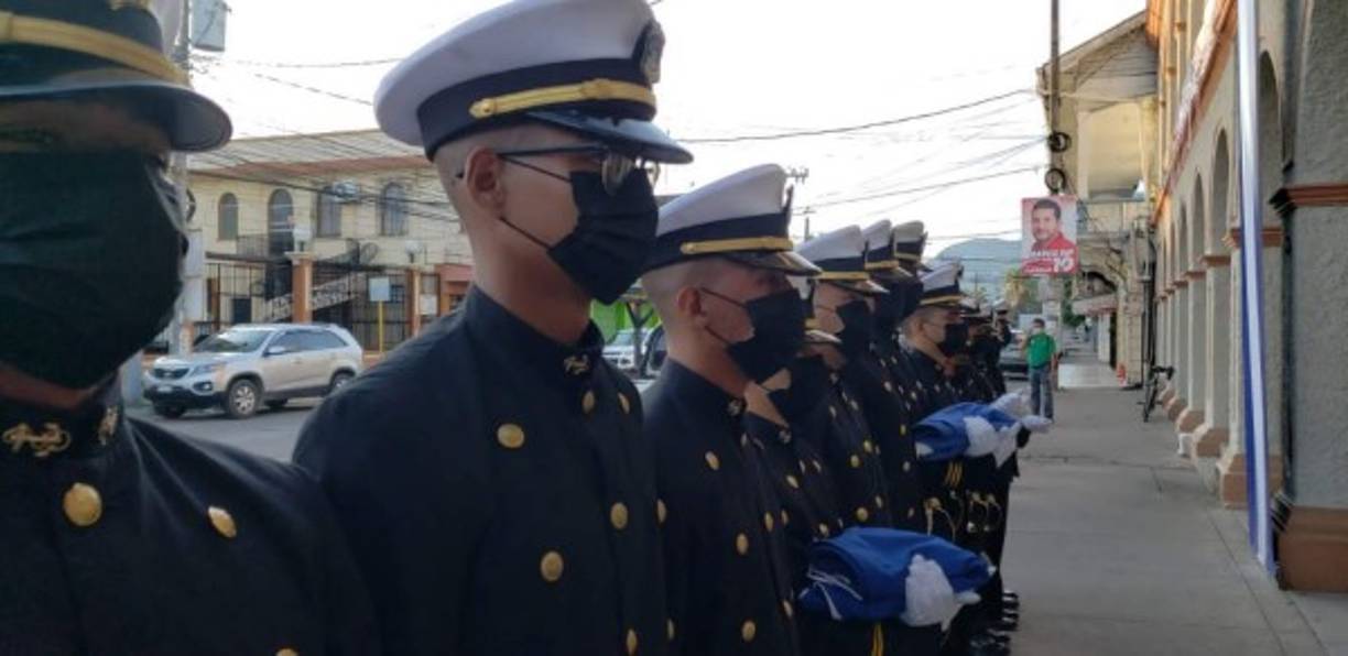 Asimismo participaciones de grupos folklóricos y estudiantes con declamaciones de poemas y poesías alusivas a Honduras. <br/>