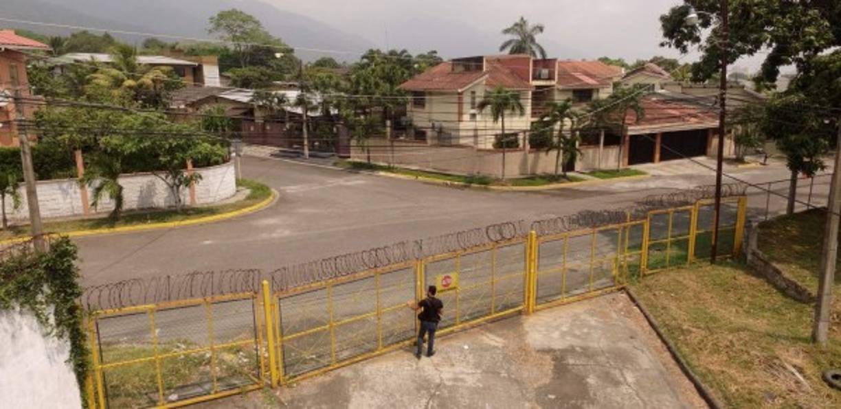 Desde hace cinco años los residentes de Altiplano cerraron la colonia y ahora dicen que viven tranquilos.