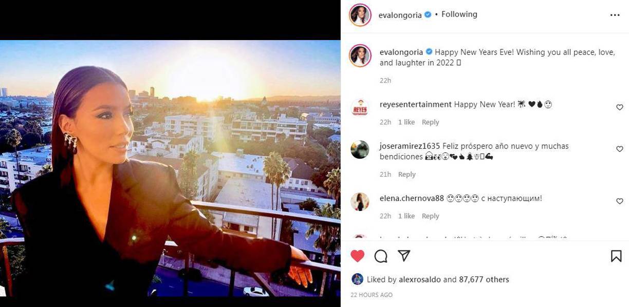 La actriz estadounidense Eva Longoria deseó a sus seguidores mucha paz, amor y risas en este 2022. 