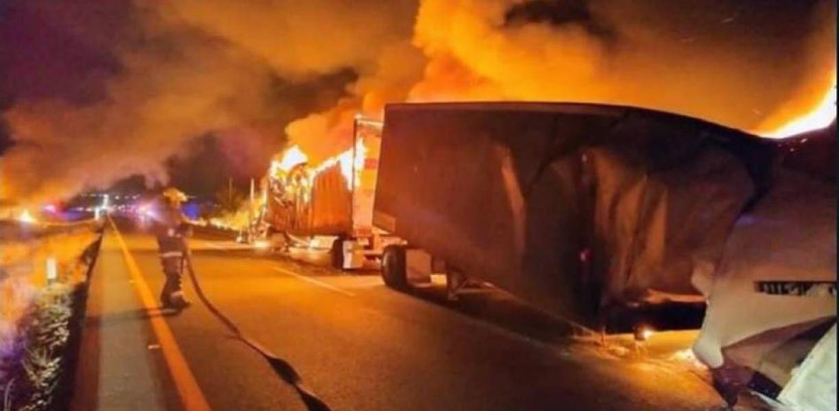 Los hechos ocurren casi un mes y medio después de la captura en Estados Unidos de Ismael ‘El Mayo’ Zambada, cofundador del Cártel de Sinaloa, y Joaquín Guzmán López, hijo de Joaquín ‘el Chapo’ Guzmán.