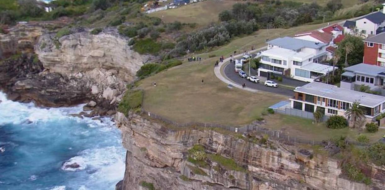 La escuela permanece cerrada mientras la investigación continúa.