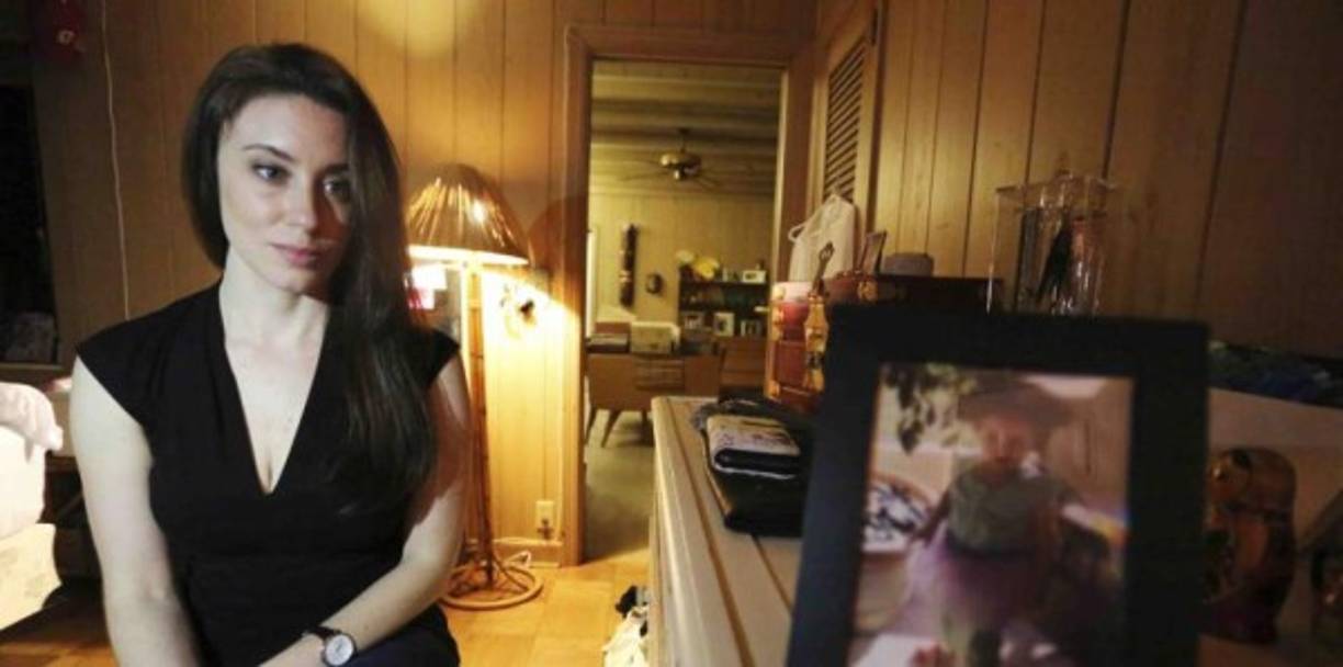 Les mintió al decirles que había trabajado en el parque de los Estudios Universal, que había dejado a su hija con una niñera inexistente, que la había dejado con amistades y que recibió un llamado telefónico de Caylee el mismo día de su desaparición. <br/><br/>Los restos de la niña fueron hallados en una zona pantanosa cerca de la casa de Anthony en diciembre del 2008.