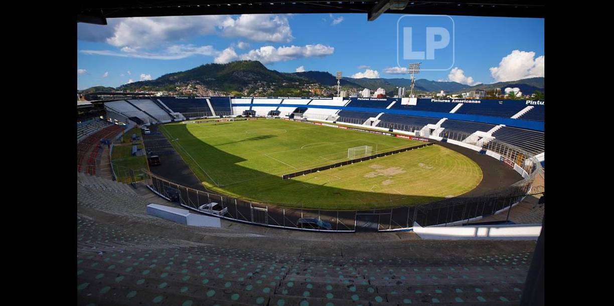 Una imagen que refleja como se encuentra el estadio Nacional de Tegucigalpa.