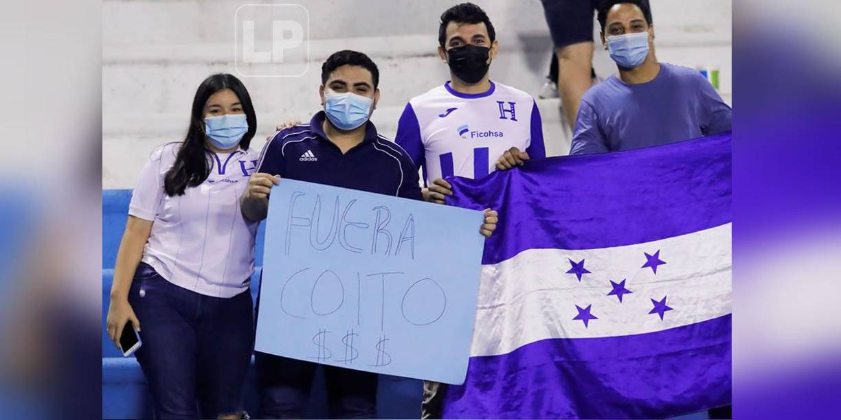 Se cumplió la queja de estos aficionados.