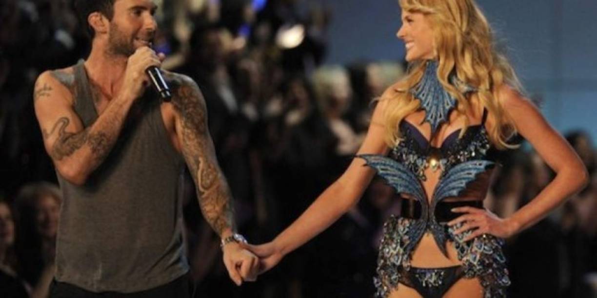 En mayo de 2012 comenzó una relación con el vocalista de Maroon 5, Adam Levine. El 19 de julio de 2014 la pareja contrajo matrimonio en Los Cabos, BS, México.<br/>