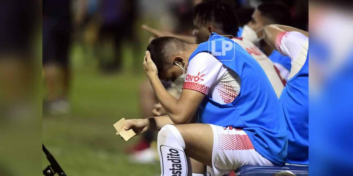 Los jugadores del Vida quedaron frustrados por la derrota ante Real España.