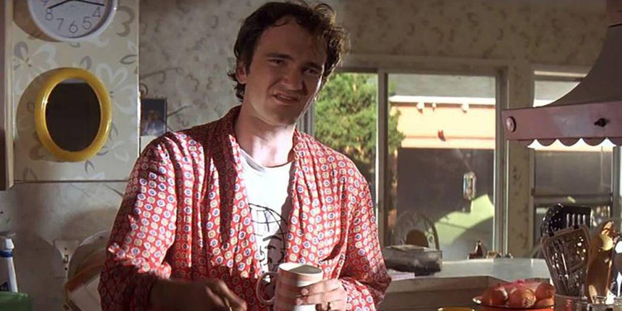 Con el paso del tiempo ‘Pulp Fiction’ no solo ha conseguido coronarse como un clásico de culto prácticamente al momento de su estreno, sino que a medida que han ido pasando los años su influencia y legado han dejado huella en innumerables películas y series que, sean del género que sean, han acabado bebiendo de la ‘atmósfera tarantinesca’.Hace treinta años su emblemática puesta en escena nos retrató que el viejo siglo terminaba y que un nuevo cine de autor acababa de nacer.