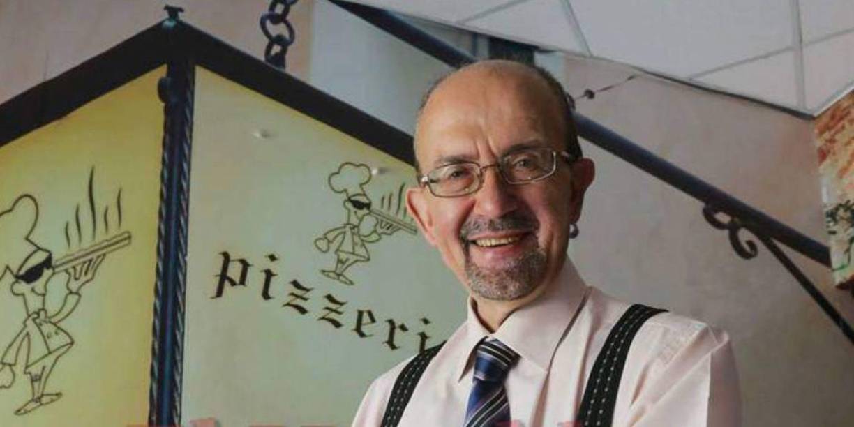 Paolo Agnesi - El italiano comentaba partidos de la Serie A en Deportes TVC. Ahora está retirado y vive en su país de origen.