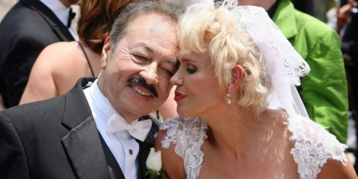 Elín Ortiz y Charytín se casaron en 1974 y renovaron sus votos de matrimonio en 2007. El productor puertorriqueño falleció en junio de 2016.