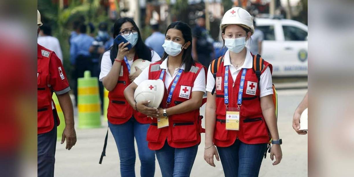 Las bellezas que cautivan en el partido Honduras-Jamaica en el Olímpico