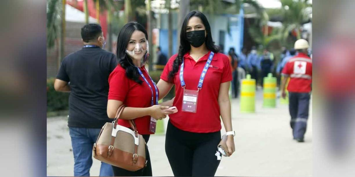 Las bellezas que cautivan en el partido Honduras-Jamaica en el Olímpico