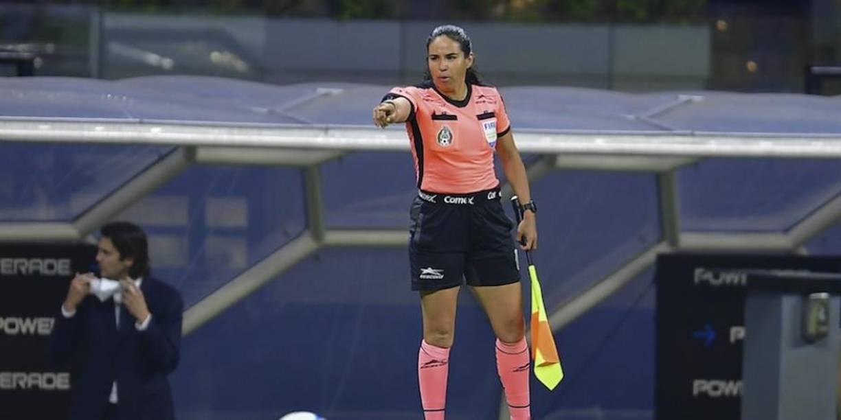 Internacionalmente ha participado en el Premundial Sub 20 de la Concacaf 2018 y el Premundial Sub 17 en 2019.A parte de ser árbitra asistente, también es Ingeniera Agroindustrial.