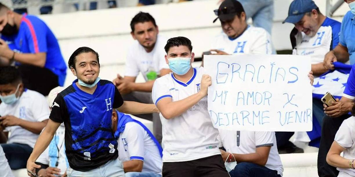 Las imágenes del ambientazo en el estadio Olímpico en el Honduras-Costa Rica