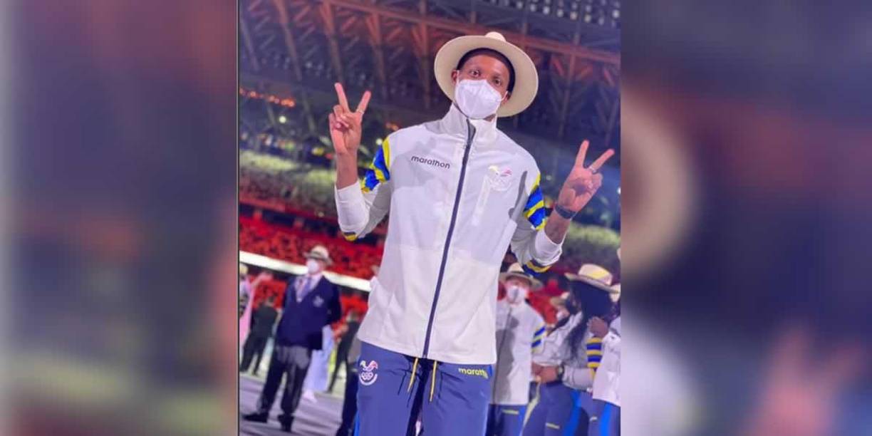 “Tuve muchos problemas personales. Eso quedó atrás. Estoy escribiendo ahora una nueva historia. Hay que seguir trabajando. Fueron problemas con mucha gente, también problemas míos, que hicieron me retirara. Pero luego regresé, ayudado por mis compañeras. Gracias a Dios todo está saliendo bien”, declaró Quiñónez a la AFP en Doha poco antes de ser tercero en los 200 metros planos.