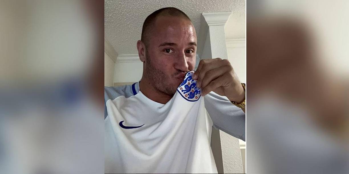 Algunos futbolistas logran dar el salto al fútbol profesional. Otros se quedan por el camino, bien por falta de talento, de profesionalidad o por alguna lesión grave que les impide seguir. Este es el caso de Danny Mountain.