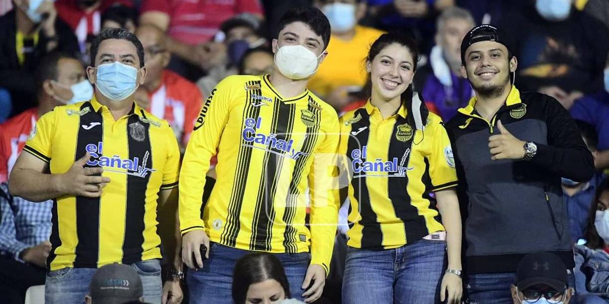 La afición aurinegra celebró el triunfo y haber quedado en el primer puesto de las vueltas regulares.