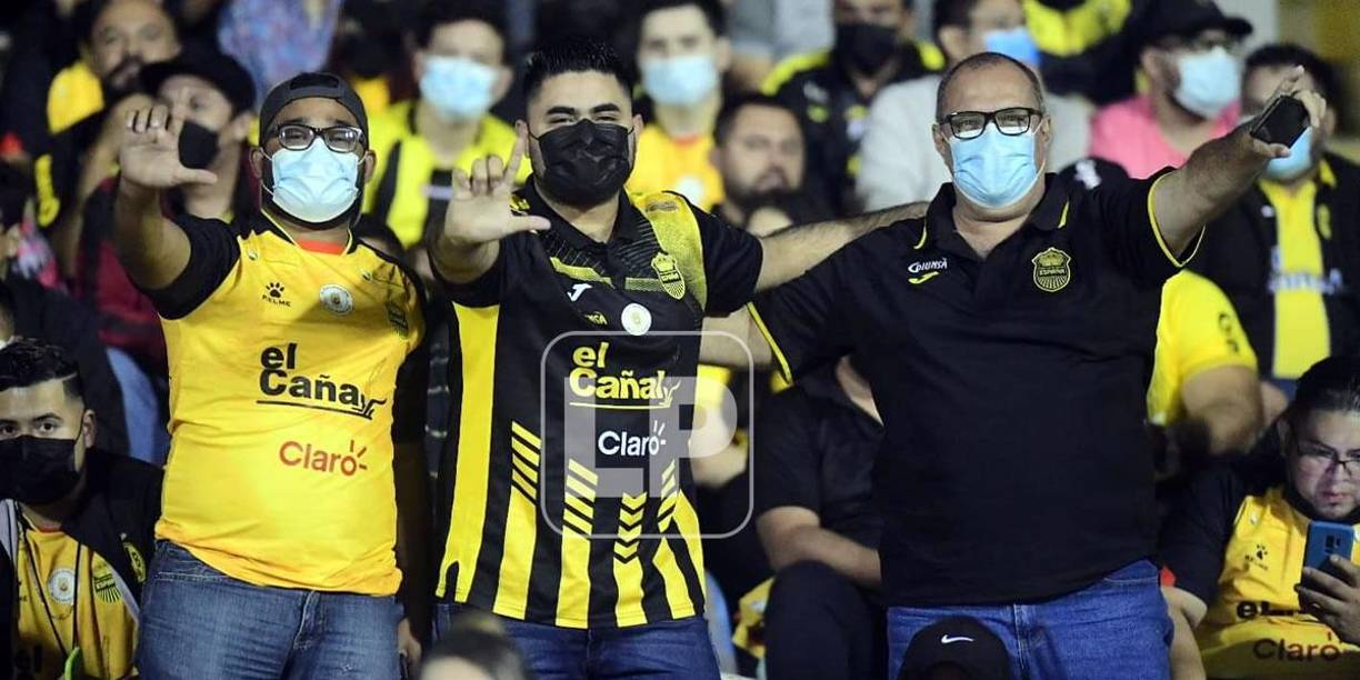 La afición aurinegra celebró el triunfo y haber quedado en el primer puesto de las vueltas regulares.