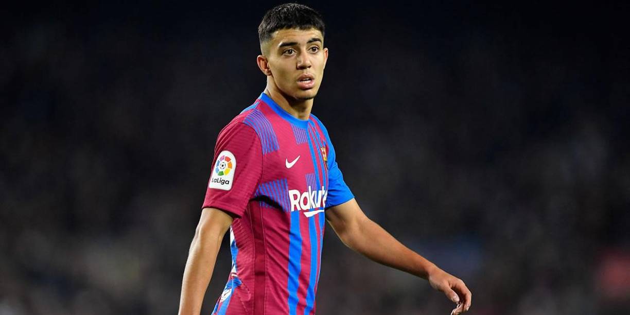 El joven de 17 años Ilias Akhomach fue la gran sorpresa de Xavi Hernández para su debut en el primer equipo del Barcelona.