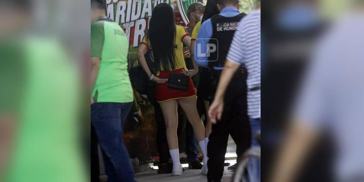 Las edecanes robaron muchas miradas en el estadio Yankel Rosenthal.