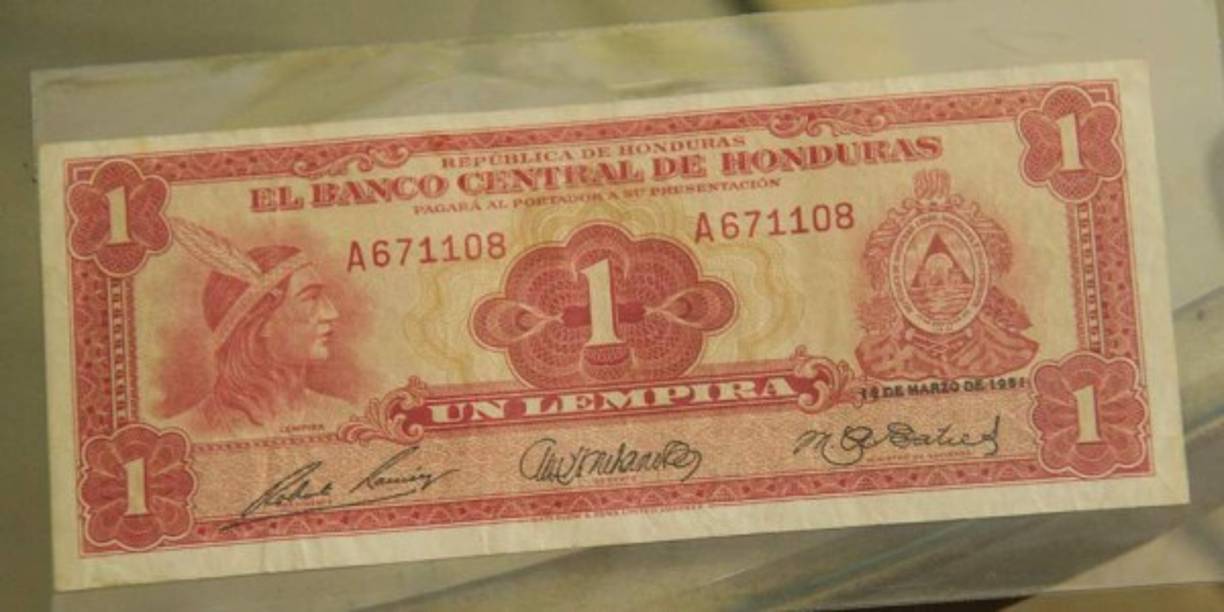 1951. El 16 de mayo se realiza la edición del billete y se emite por primera vez el 9 de junio del mismo año.