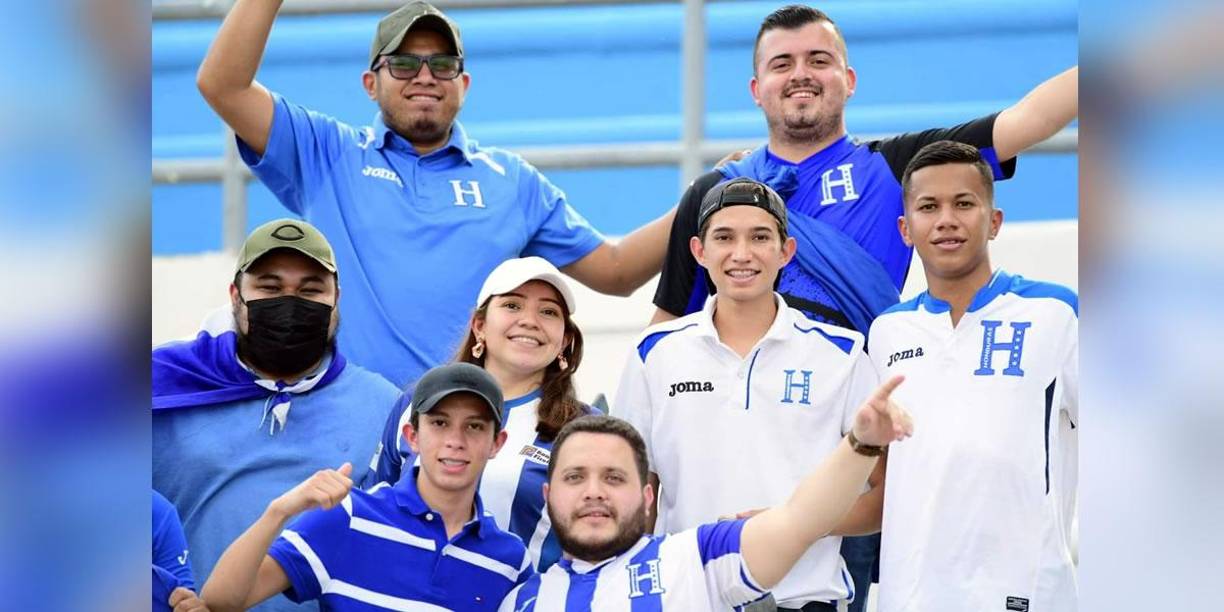 Las imágenes del ambientazo en el estadio Olímpico en el Honduras-Costa Rica