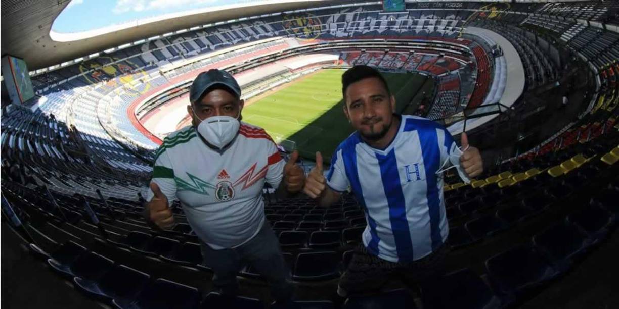 Catrachos presentes en el Azteca para apoyar a Honduras ante México