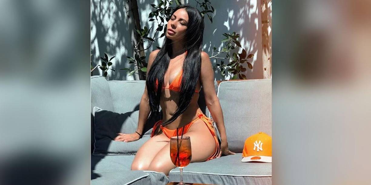 Jimena Sánchez se ha convertido con el paso de los años en una de las presentadoras más sensuales de México.