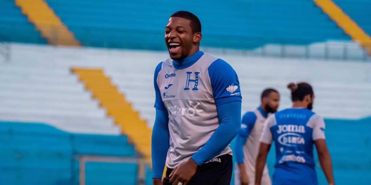 Luis ‘Buba‘ López es el portero afianzado bajo los tres palos. Titularísimo indiscutible.