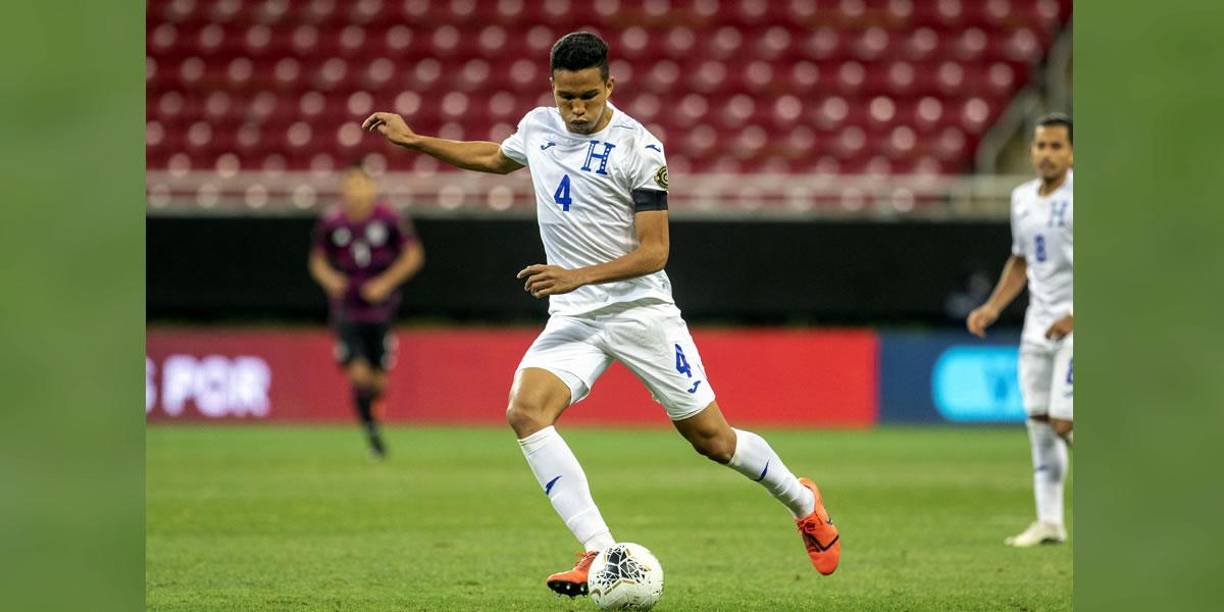 Carlos Meléndez recibió su primera convocatoria para la Selección Mayor y entrará en el primer 11 titular del ‘Bolillo’ Gómez con Honduras. Hará dupla en la zona baja con Maynor Figueroa.
