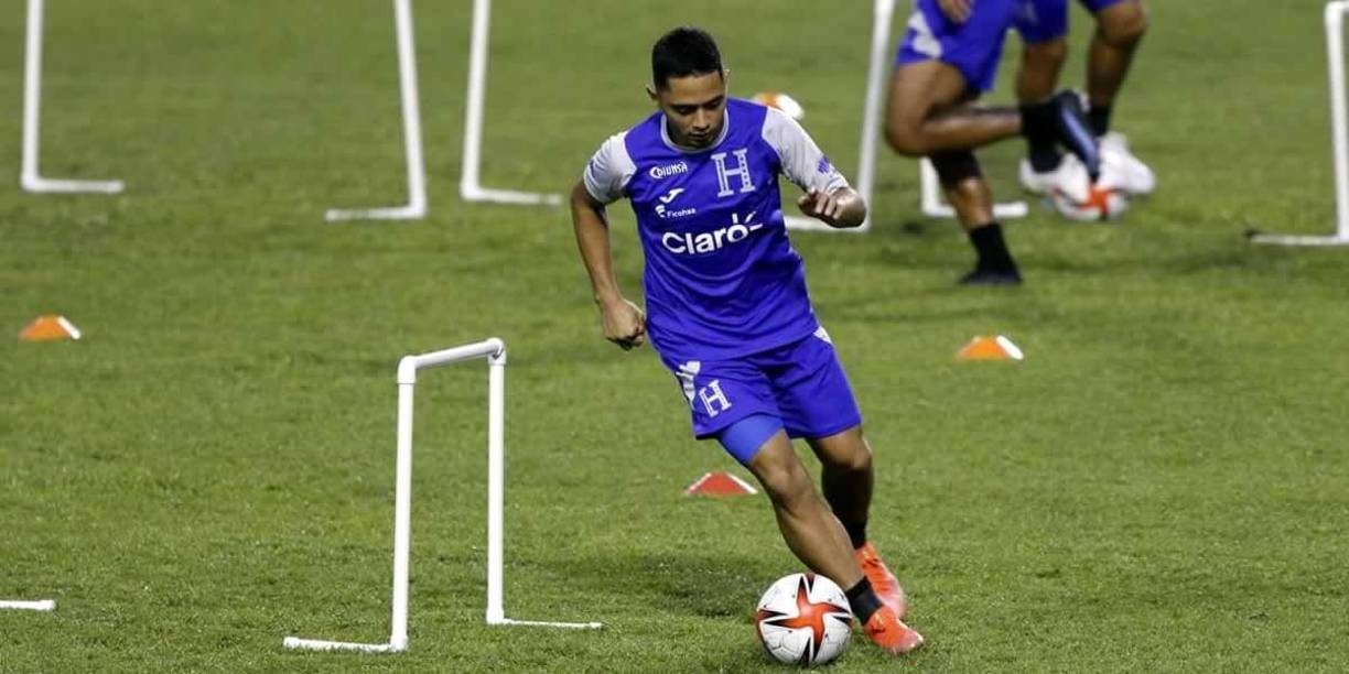 Diego Rodríguez llegó para quedarse. Se ganó la confianza de Fabián Coito y ahora es el lateral izquierdo de la Bicolor.