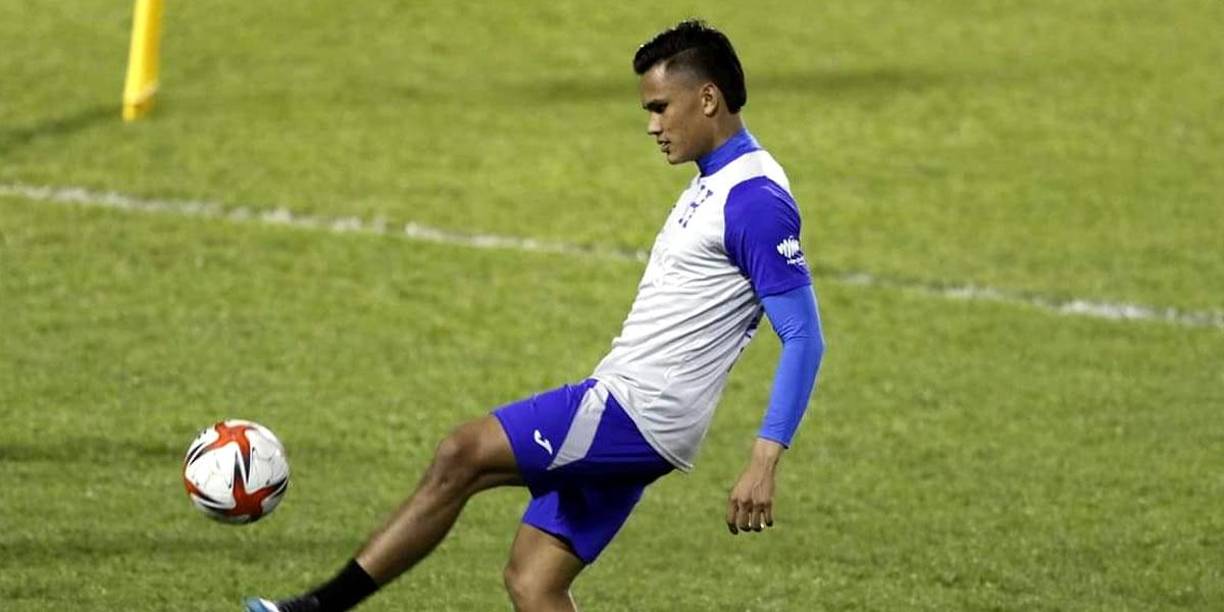 Denil Maldonado volvió a una convocatoria de la Selección de Honduras y lo hace para ser titular en la zona central de la defensa.